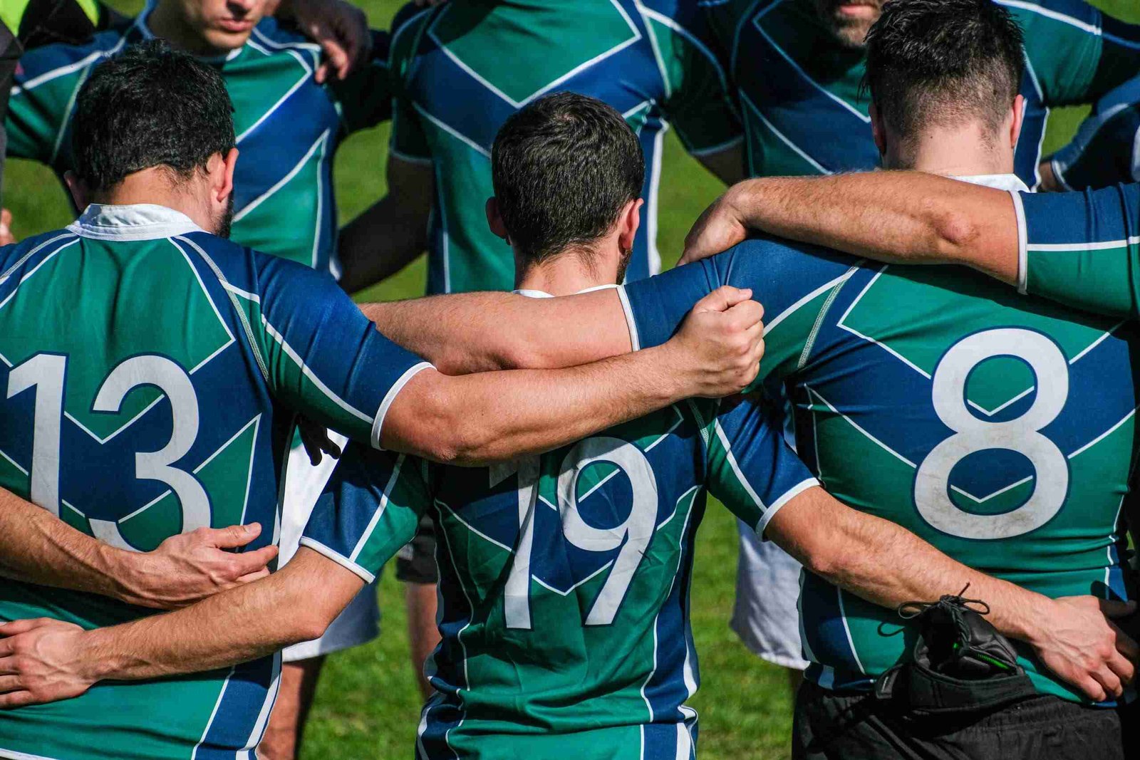 hrant-khachatryan-6XQe4-Sm2Cs-unsplash - Professionelles Coaching in Düsseldorf – Bobach Coaching & Consulting Mit gezieltem Coaching Eigenverantwortung im Team fördern – so gelingt nachhaltige Mitarbeiterentwicklung auf Augenhöhe.